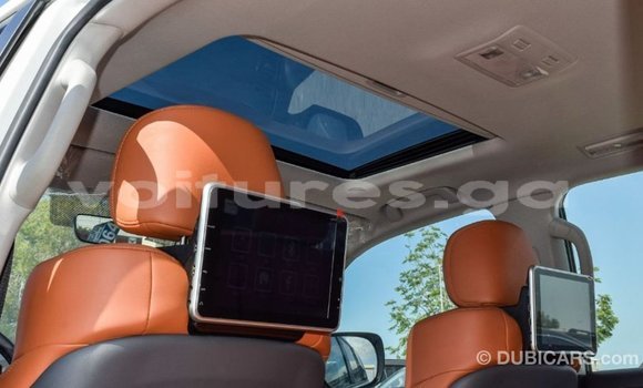 Acheter Import Voiture Toyota Land Cruiser Blanc à Import - Dubai, Estuaire Acheter Import Voiture Toyota Land Cruiser Blanc à Import - Dubai, Estuaire