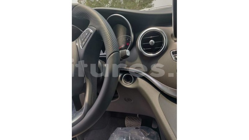 Big with watermark mercedes benz 250 estuaire import dubai 5206