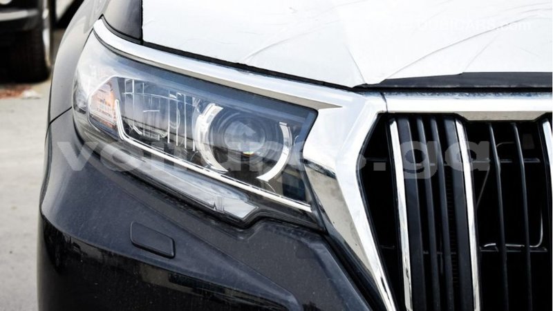 Big with watermark toyota prado estuaire import dubai 5209