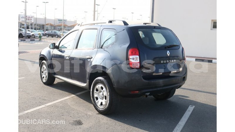 Big with watermark renault duster estuaire import dubai 5211