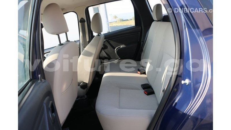 Big with watermark renault duster estuaire import dubai 5211