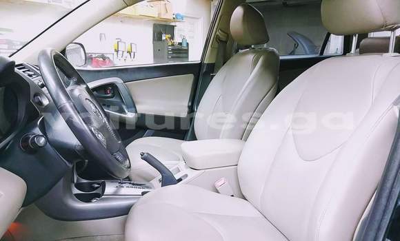 Acheter Occasion Voiture Toyota RAV4 Noir à Libreville, Estuaire Acheter Occasion Voiture Toyota RAV4 Noir à Libreville, Estuaire