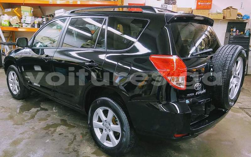 Big with watermark toyota rav4 estuaire libreville 5217