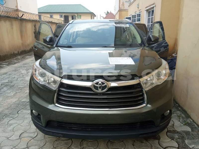 Big with watermark toyota highlander estuaire libreville 5218