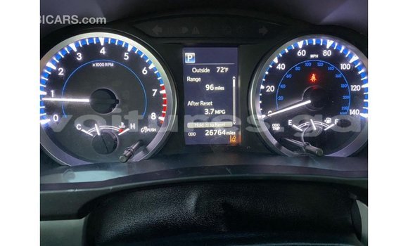 Acheter Import Voiture Toyota Highlander Blanc à Import - Dubai, Estuaire Acheter Import Voiture Toyota Highlander Blanc à Import - Dubai, Estuaire