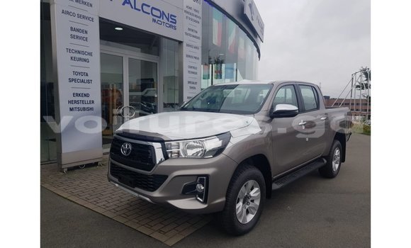 Sayi Imported Toyota Hilux Sauran Mota in Import - Dubai a estuary Sayi Imported Toyota Hilux Sauran Mota in Import - Dubai a estuary