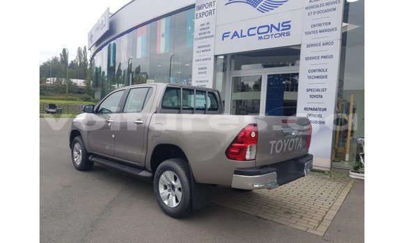 Sayi Imported Toyota Hilux Sauran Mota in Import - Dubai a estuary Sayi Imported Toyota Hilux Sauran Mota in Import - Dubai a estuary