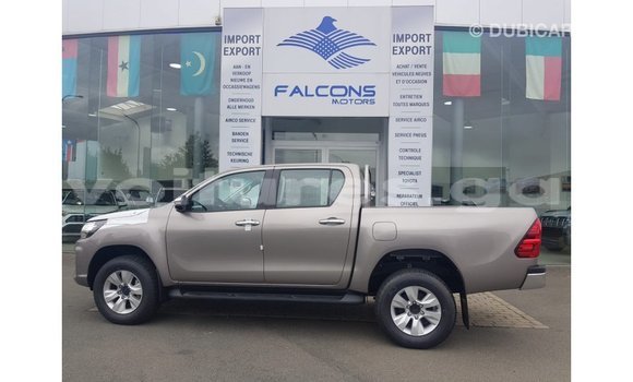 Sayi Imported Toyota Hilux Sauran Mota in Import - Dubai a estuary Sayi Imported Toyota Hilux Sauran Mota in Import - Dubai a estuary