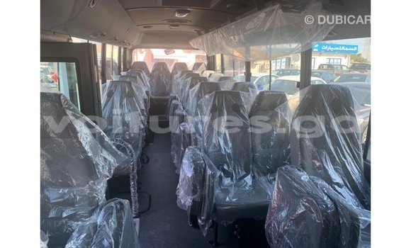 Acheter Import Utilitaire Hyundai Chorus Blanc à Import - Dubai, Estuaire Acheter Import Utilitaire Hyundai Chorus Blanc à Import - Dubai, Estuaire