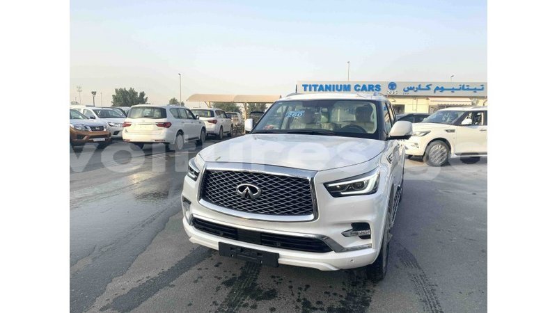 Big with watermark infiniti q estuaire import dubai 5227