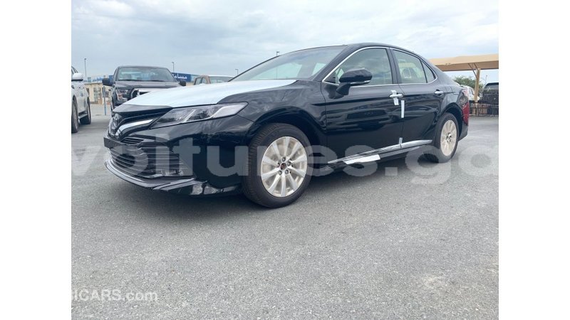 Big with watermark toyota camry estuaire import dubai 5230