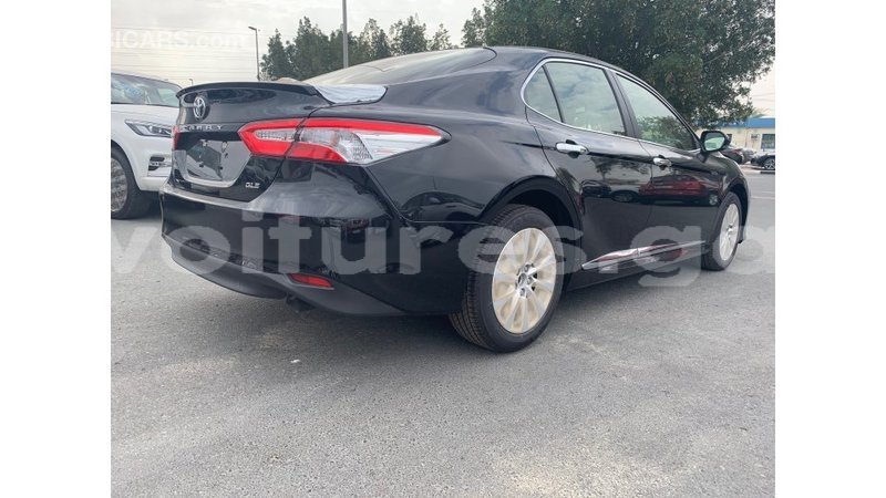 Big with watermark toyota camry estuaire import dubai 5230