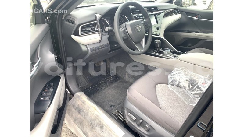 Big with watermark toyota camry estuaire import dubai 5230