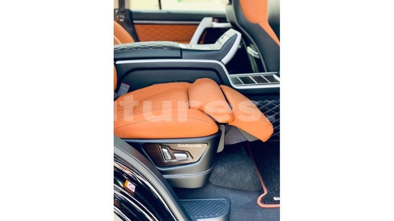 Big with watermark toyota land cruiser estuaire import dubai 5231