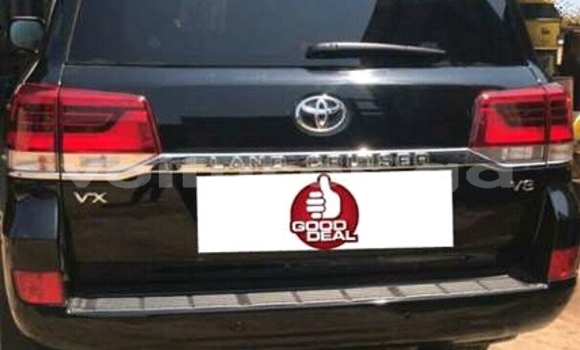 Acheter Neuf Voiture Toyota Land Cruiser Noir à Libreville, Estuaire Acheter Neuf Voiture Toyota Land Cruiser Noir à Libreville, Estuaire