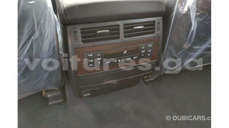 Big with watermark toyota land cruiser estuaire import dubai 5234