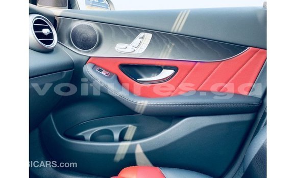 Acheter Import Voiture Mercedes-Benz GLC Noir à Import - Dubai, Estuaire Acheter Import Voiture Mercedes-Benz GLC Noir à Import - Dubai, Estuaire