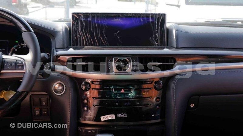 Big with watermark lexus lx estuaire import dubai 5236