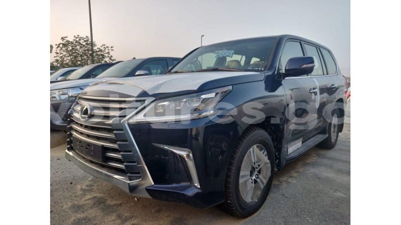 Big with watermark lexus lx estuaire import dubai 5239