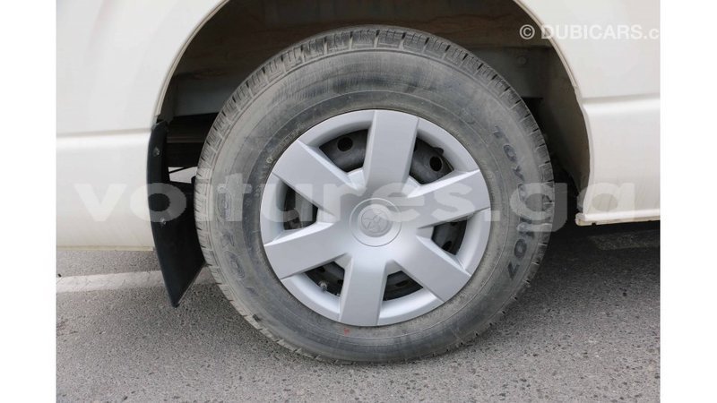 Big with watermark toyota hiace estuaire import dubai 5241