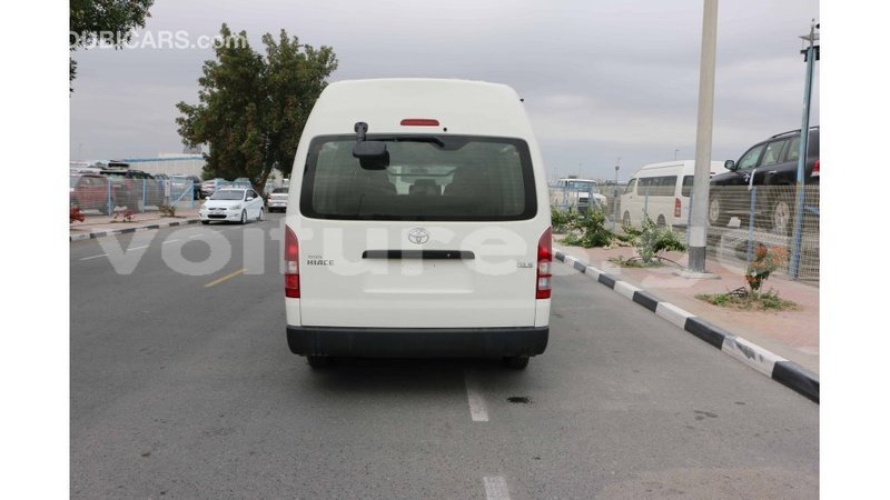 Big with watermark toyota hiace estuaire import dubai 5241