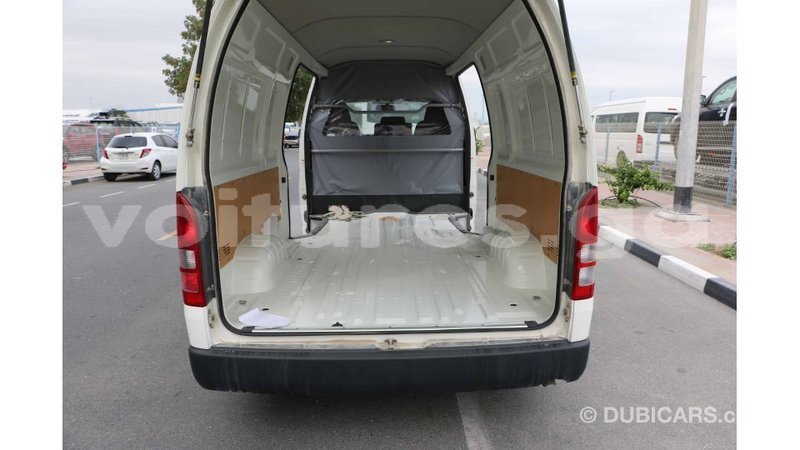 Big with watermark toyota hiace estuaire import dubai 5241