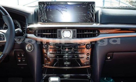 Acheter Import Voiture Lexus LX Blanc à Import - Dubai, Estuaire Acheter Import Voiture Lexus LX Blanc à Import - Dubai, Estuaire