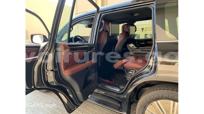 Big with watermark lexus lx estuaire import dubai 5245