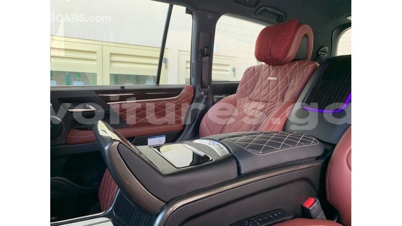 Big with watermark lexus lx estuaire import dubai 5245