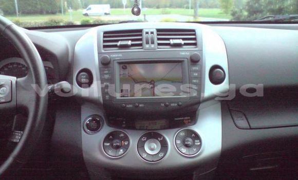Acheter Occasion Voiture Toyota RAV4 Beige à Libreville au Estuaire Acheter Occasion Voiture Toyota RAV4 Beige à Libreville au Estuaire