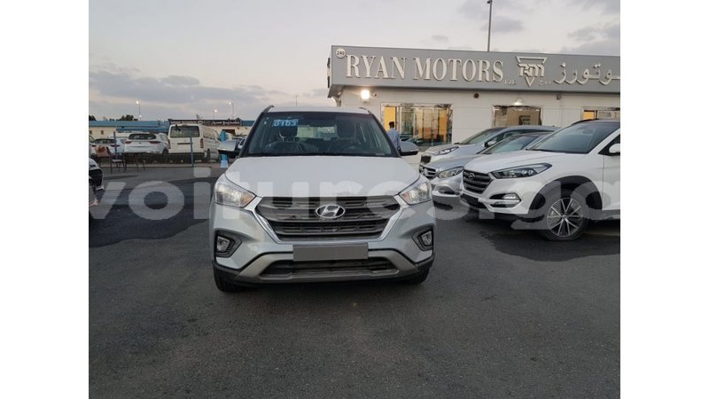 Big with watermark hyundai creta estuaire import dubai 5254