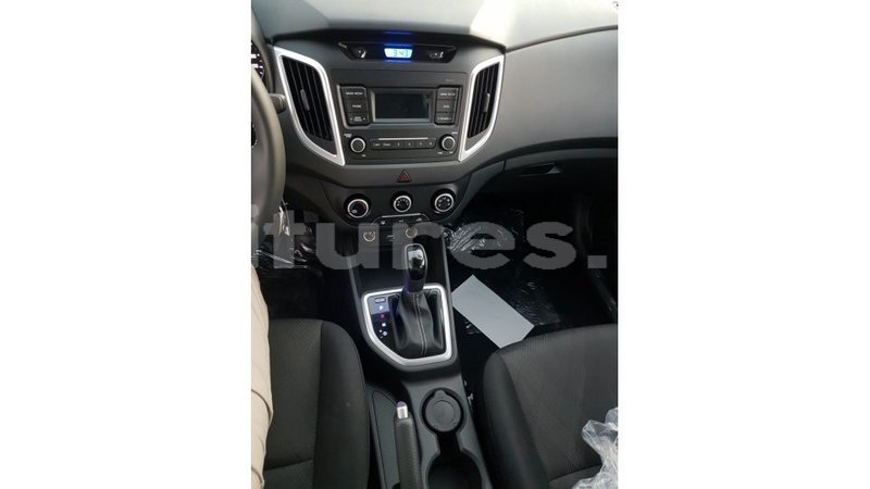 Big with watermark hyundai creta estuaire import dubai 5254