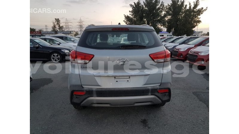 Big with watermark hyundai creta estuaire import dubai 5254