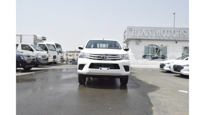 Big with watermark toyota hilux estuaire import dubai 5255