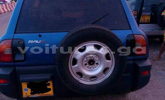 Acheter Occasion Voiture Toyota RAV4 Bleu à Libreville, Estuaire Acheter Occasion Voiture Toyota RAV4 Bleu à Libreville, Estuaire