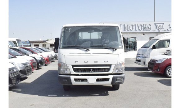 Acheter Import Utilitaire Mitsubishi L400 Blanc à Import - Dubai, Estuaire