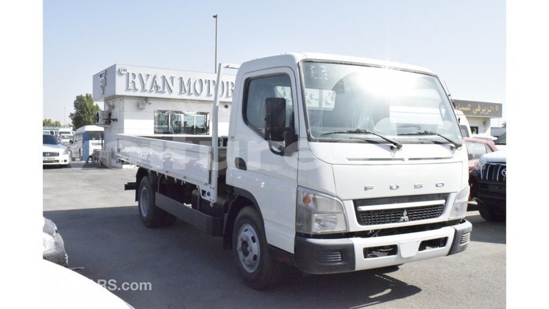 Big with watermark mitsubishi l400 estuaire import dubai 5256