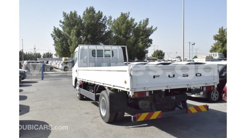 Big with watermark mitsubishi l400 estuaire import dubai 5256