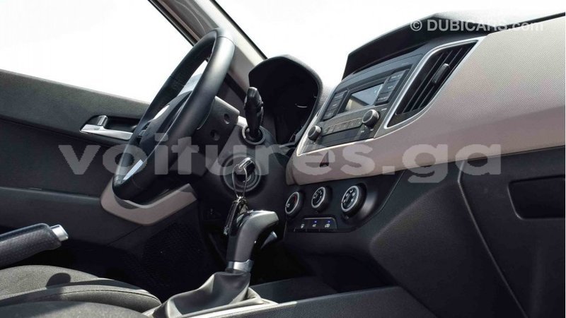 Big with watermark hyundai creta estuaire import dubai 5258