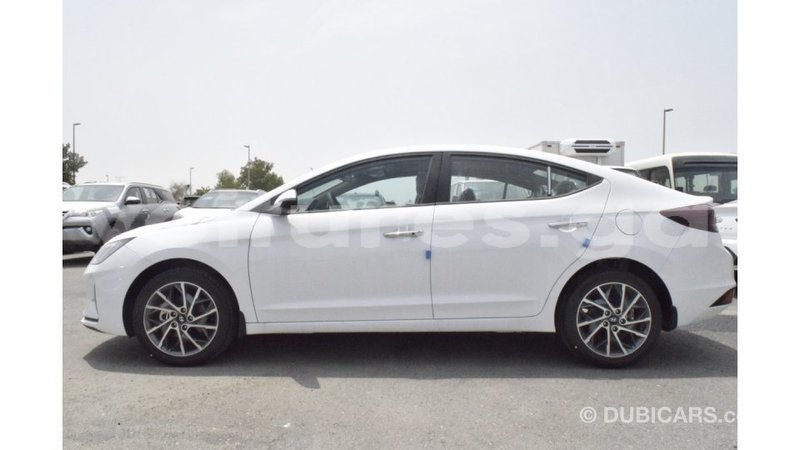 Big with watermark hyundai elantra estuaire import dubai 5260