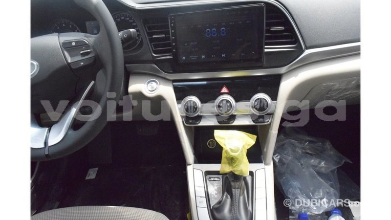 Big with watermark hyundai elantra estuaire import dubai 5260