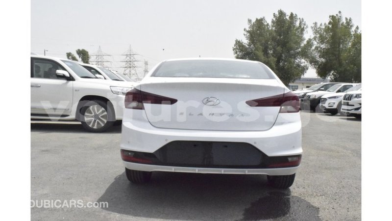 Big with watermark hyundai elantra estuaire import dubai 5260