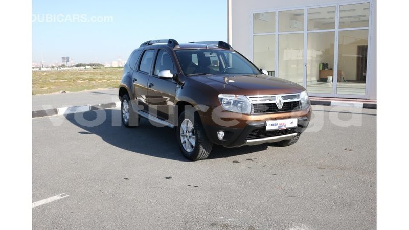 Big with watermark renault duster estuaire import dubai 5261