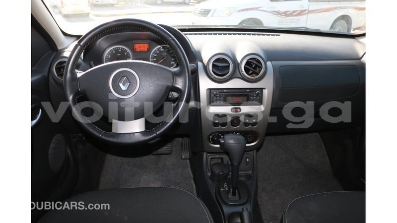 Big with watermark renault duster estuaire import dubai 5261