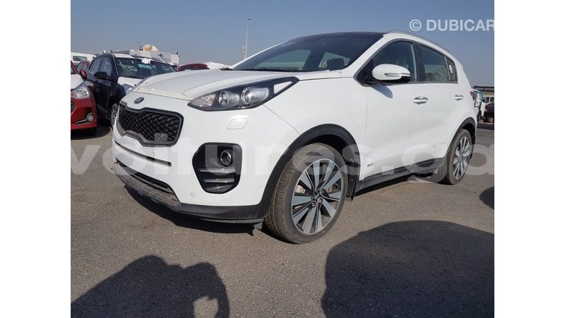 Big with watermark kia sportage estuaire import dubai 5262