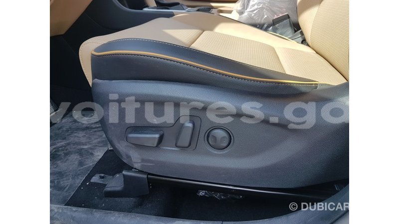 Big with watermark kia sportage estuaire import dubai 5262