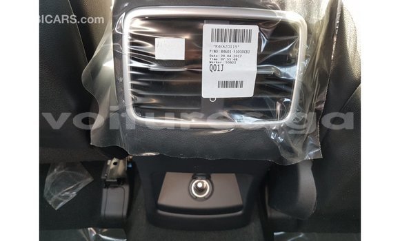 Acheter Import Voiture Kia Sportage Blanc à Import - Dubai, Estuaire Acheter Import Voiture Kia Sportage Blanc à Import - Dubai, Estuaire