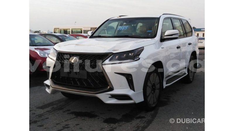 Big with watermark lexus lx estuaire import dubai 5263