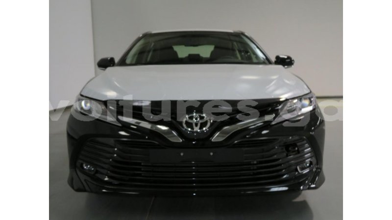 Big with watermark toyota camry estuaire import dubai 5267