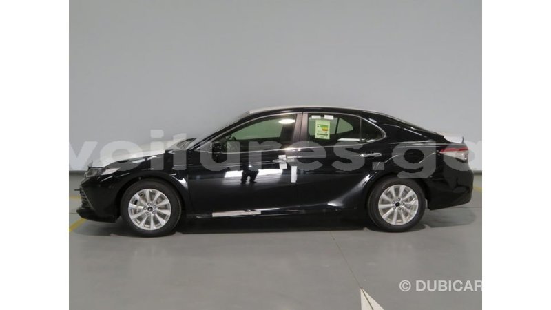 Big with watermark toyota camry estuaire import dubai 5267